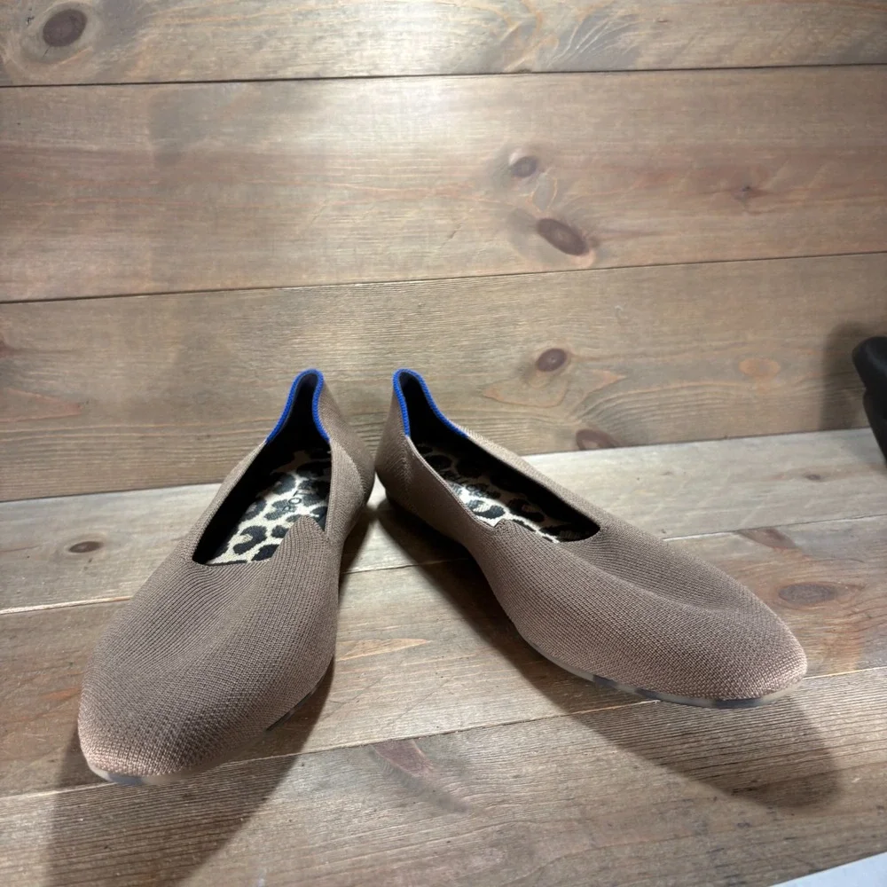 rothys the almond Womens size 13 shoes Brown Knit Round Toe Comfort Flats